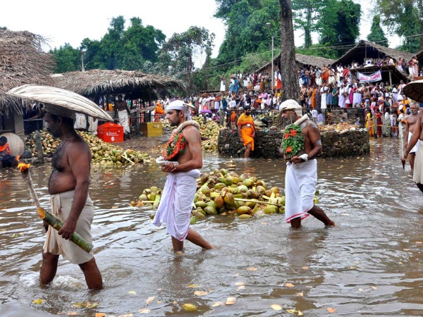 തീർഥാടനം പൂർത്തിയാക്കാൻ