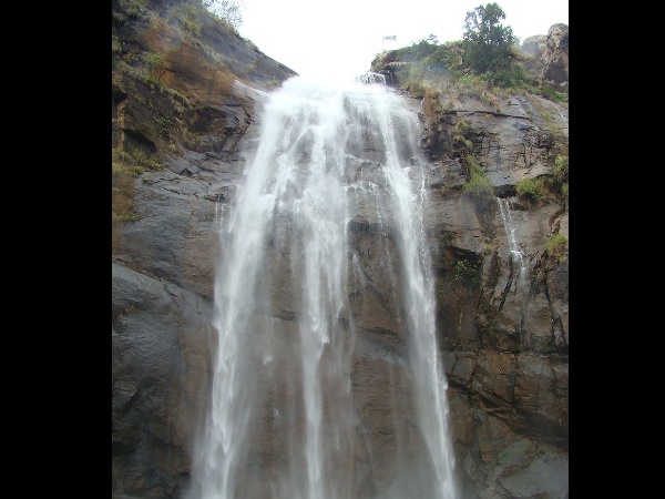 ആകാശഗംഗൈ വെള്ളച്ചാട്ടം