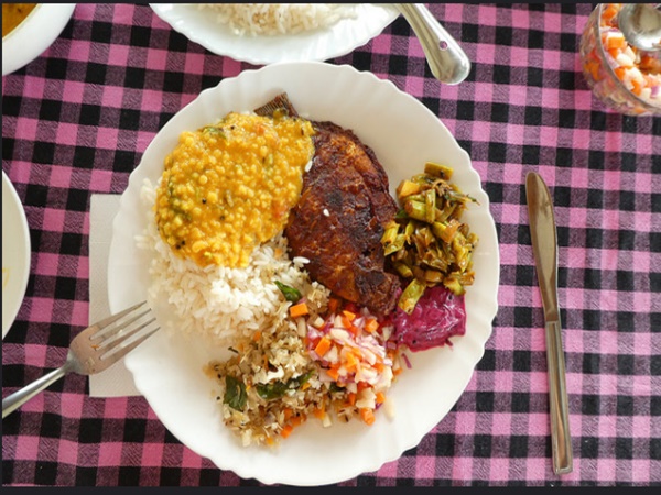 കായൽ രുചികൾ