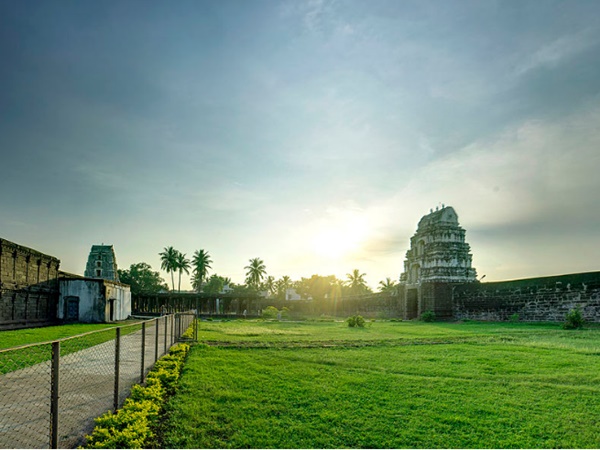 ദക്ഷാരാമ ക്ഷേത്രം