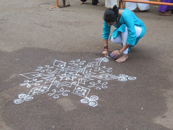 അല്ലേലും അതങ്ങനെ ആകുമല്ലോ