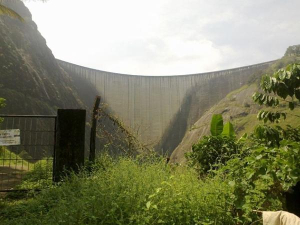 ഷട്ടറില്ലാത്ത ഇടുക്കി ഡാം