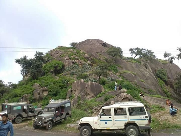 കാണാൻ പറ്റിയ മറ്റിടങ്ങൾ
