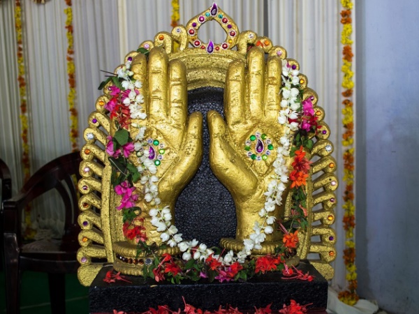 അതാ കണ്ടു