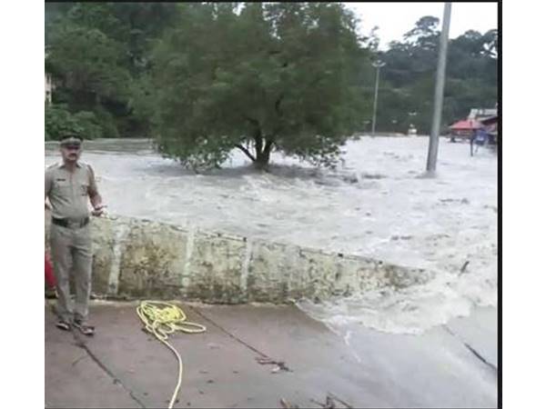 മണ്ണിടിഞ്ഞ ഇടങ്ങൾ