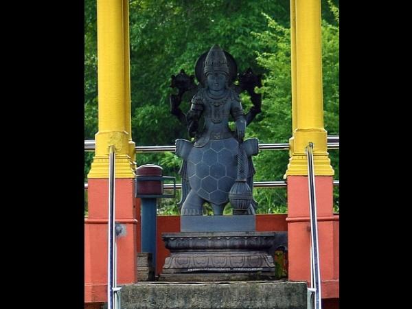 അടുക്കത്ത് ഭഗവതി ക്ഷേത്രം