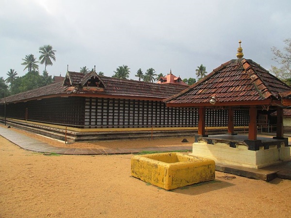 ചിദംബരവും തിരുവഞ്ചിക്കുളവും