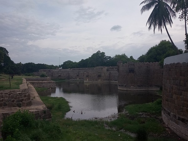 വെല്ലൂർ