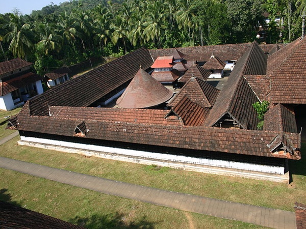 തിരുവേഗപ്പുറ ശ്രീമഹാക്ഷേത്രം