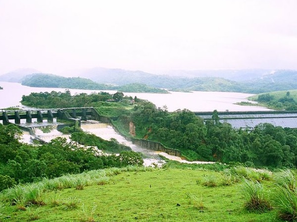 മുല്ലപ്പെരിയാർ അണക്കെട്ട്