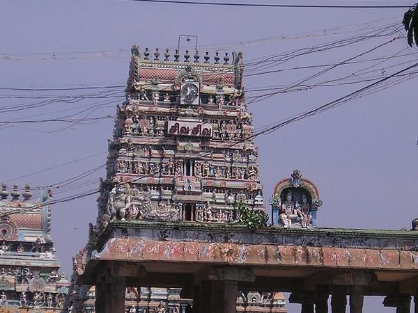 അതിനും ഒരു കഥയുണ്ട്
