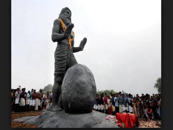 തുലാം ഒന്നിന്