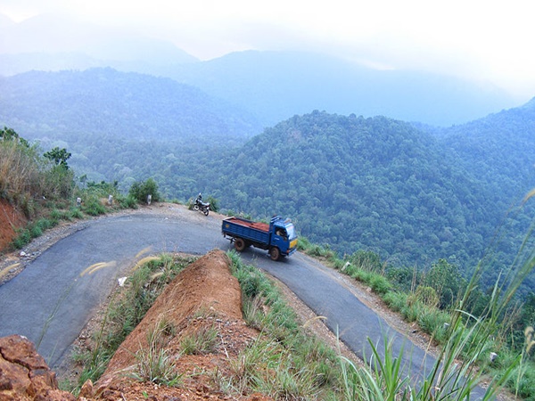 പുറത്തേക്കിറങ്ങേണ്ട വഴികൾ