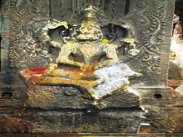 സുരപദ്മനെന്ന അസുരൻ