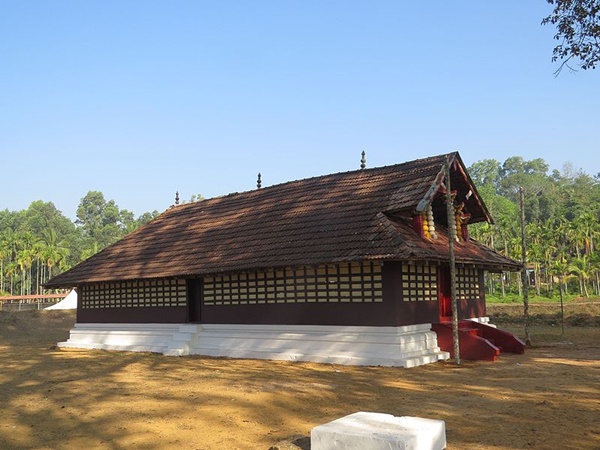 ജാതിക്കും മതത്തിനും ഇവിടെ സ്ഥാനമില്ല