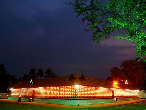 കേരളത്തിലെ പ്രധാനപ്പെട്ട അയ്യപ്പ ക്ഷേത്രങ്ങൾ