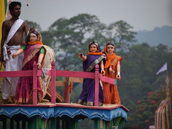 സാമ്പൽപൂർ ഷോപ്പിങ്ങ്