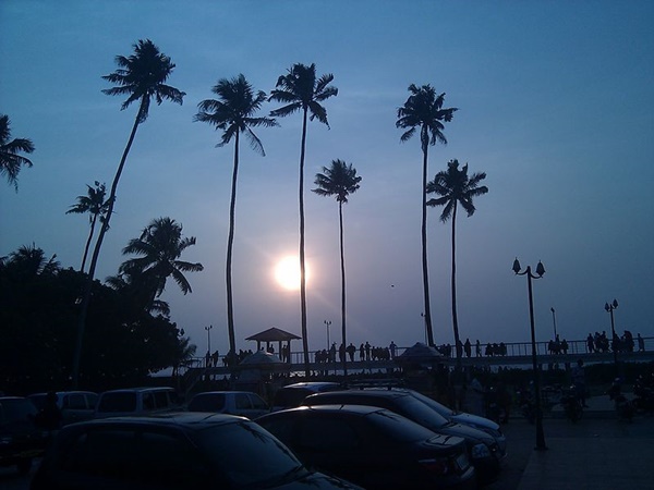അന്ധകാരനാഴി ബീച്ച്