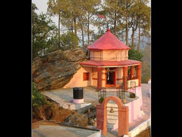 കസാർ ദേവി ക്ഷേത്രം