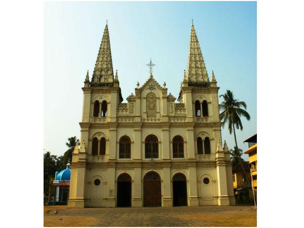 സാന്റാ ക്രൂസ് ബസലിക്ക, കൊച്ചി