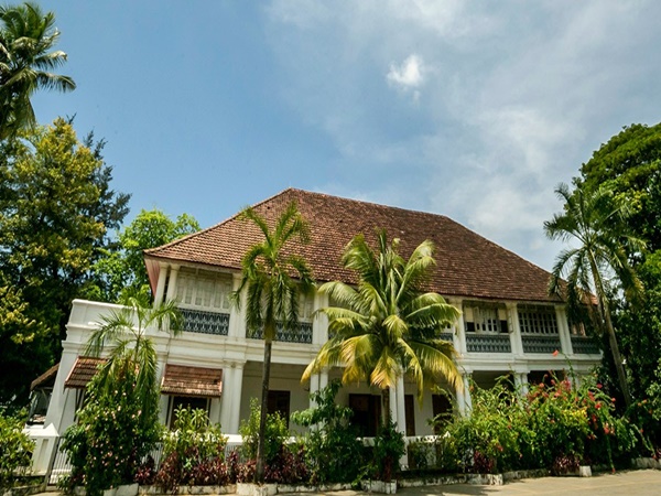ദർബാർ ഹാൾ