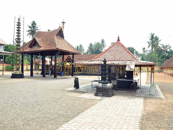 1300 വർഷം പഴക്കം