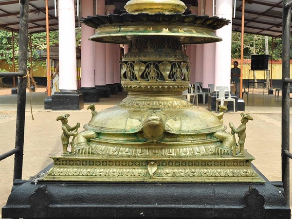 ആശ്രയിച്ചാൽ കൈവിടില്ല