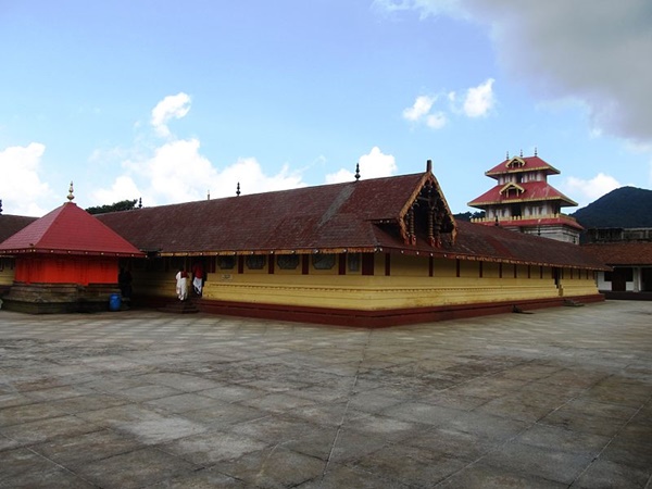 ബാഗണ്ഡേശ്വര ക്ഷേത്രം