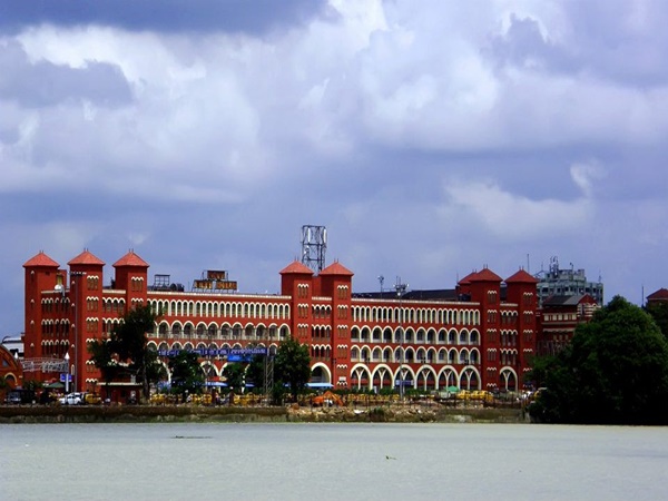 ഹൗറാ ജംങ്ഷൻ റെയിൽവേ സ്റ്റേഷൻ