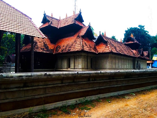 കുടുംബത്തിന്റെ ഐശ്വര്യത്തിന്