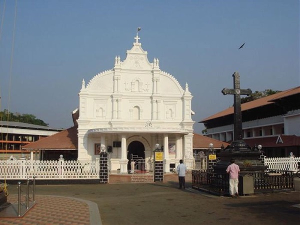 സെന്റ് തോമസ് ചർച്ച് കോതമംഗലം