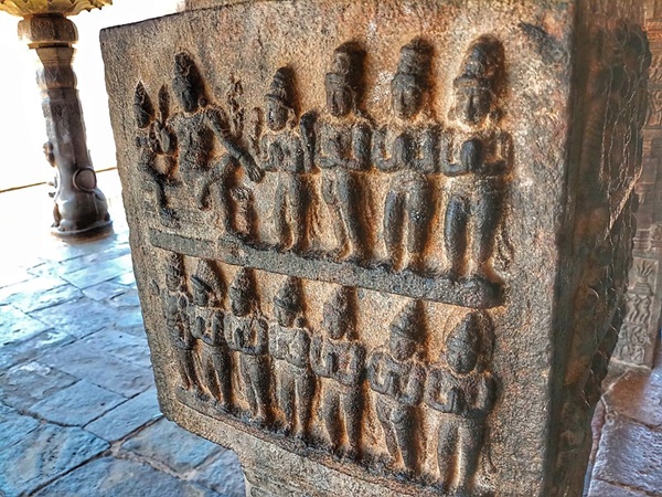 ഒരു ദിവസം ആറു പൂജകൾ