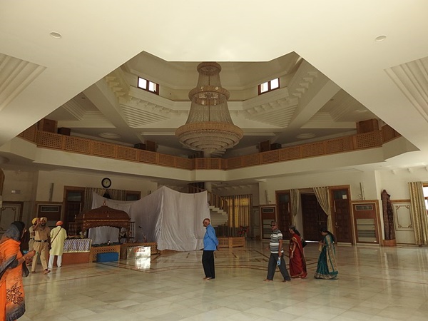 800 കിലോ സ്വർണ്ണം