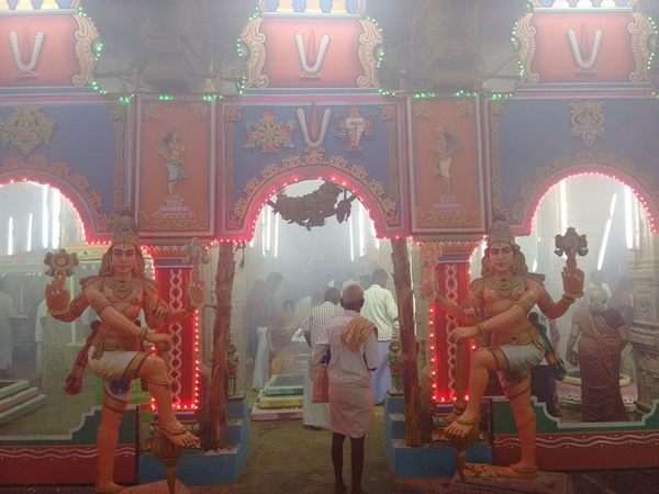 കൈമാറിവന്ന ക്ഷേത്രം