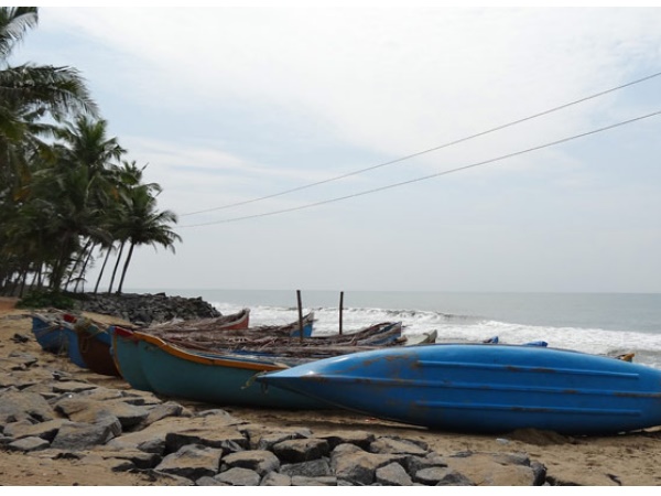 കൊളാവി പാലം ബീച്ച്