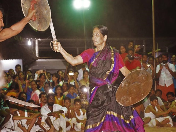 മീനാക്ഷി അമ്മ