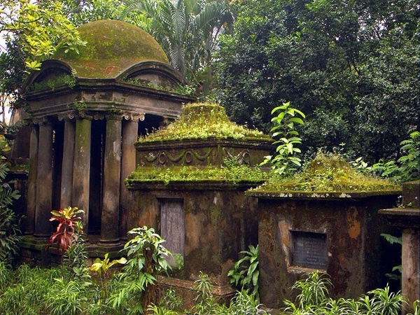 കൊൽക്കത്ത സൗത്ത് പാർക്ക് സ്ട്രീറ്റ് സെമിത്തേരി