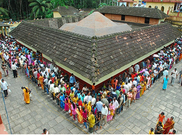 മഹാവിഷ്ണു കയ്യൊഴിയുന്നു