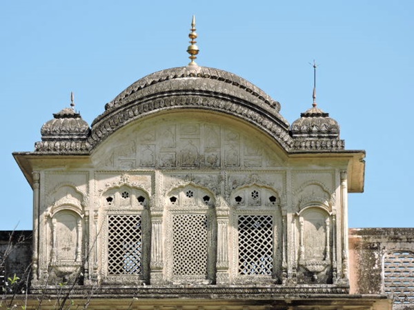 ആർക്കി കൊട്ടാരം