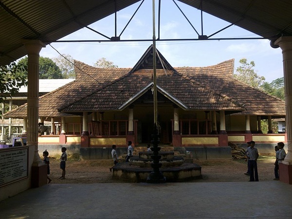 ആനന്ദാശ്രമം