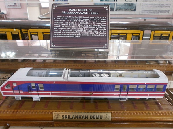 രണ്ടാം ഗാലറി