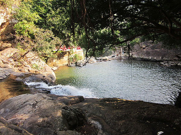 ദേവ്കുണ്ഡ് വെള്ളച്ചാട്ടം