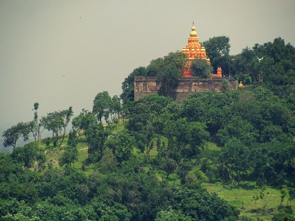 പെഷവാ വിലകൊടുത്തു വാങ്ങിയ കുന്ന്