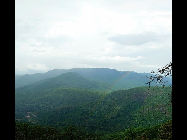 വെള്ളച്ചാട്ടങ്ങളും ട്രക്കിങ്ങും