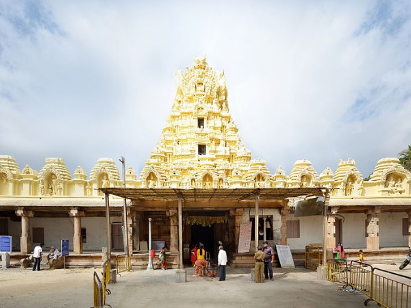 ചെലുവ നാരായണ സ്വാമി ക്ഷേത്രം