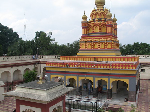 സന്ദർശിക്കുവാൻ