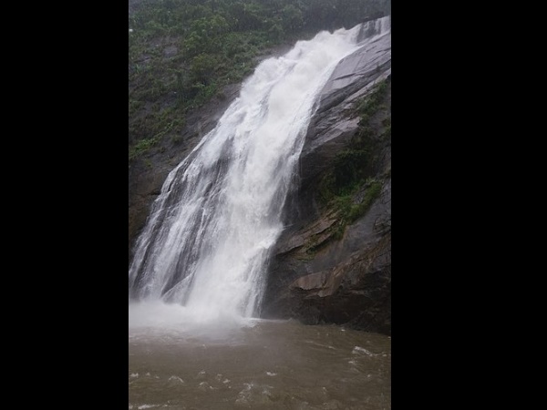 മാർമല വെള്ളച്ചാട്ടം