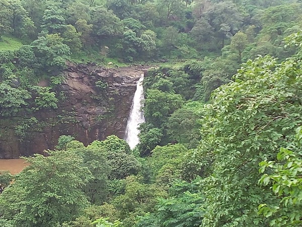 നിനൈ വെള്ളച്ചാട്ടം