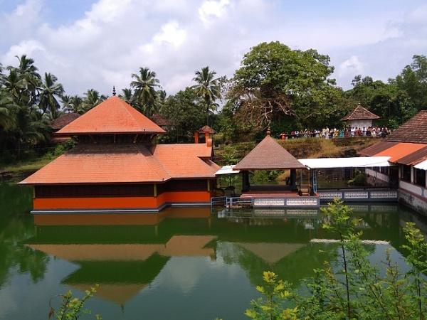 അനന്തപുരം തടാക ക്ഷേത്രം