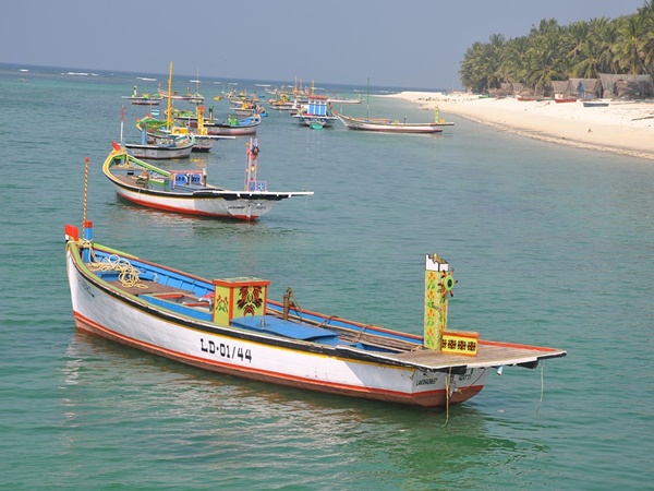 മൊത്തം സാഹസികത